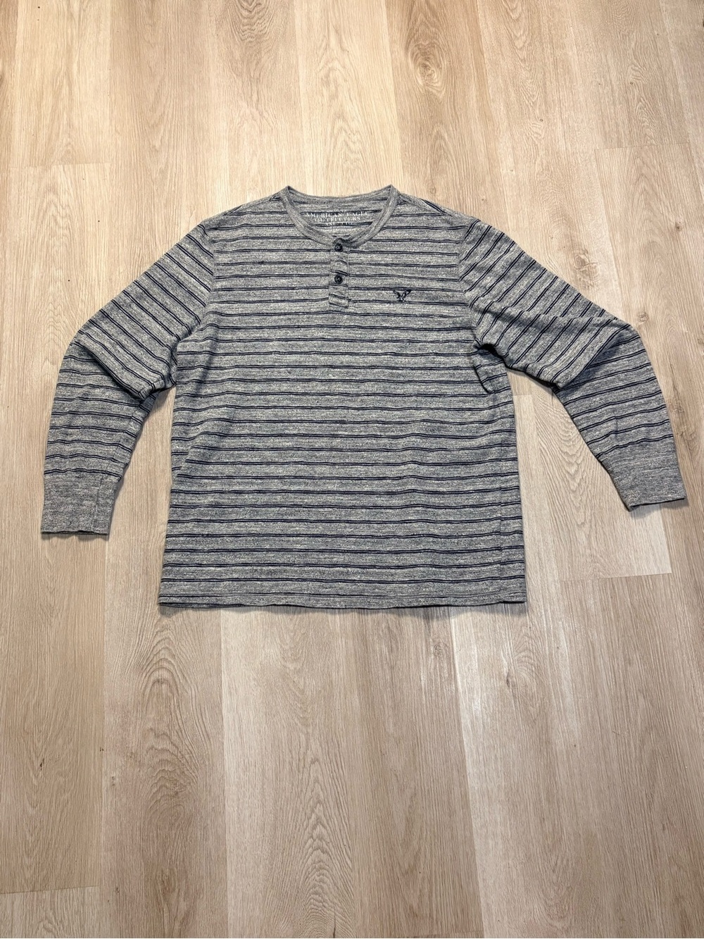American Eagle Henley Shirt Size XXL Gray & Blue Stripes Cotton Vintage Y2K